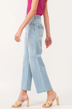 Load image into Gallery viewer, Holly Super High Rise Straight Jeans - Austin