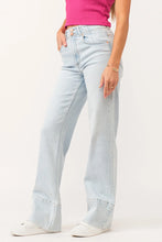 Load image into Gallery viewer, Holly Super High Rise Straight Jeans - Seaside