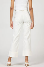 Load image into Gallery viewer, Holly Super High Rise Wide Hem Jeans - Egret