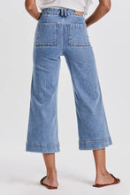 Load image into Gallery viewer, Audrey Super High Rise Cropped Wide Leg Jeans - Sheridan