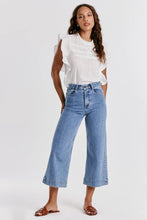 Load image into Gallery viewer, Audrey Super High Rise Cropped Wide Leg Jeans - Sheridan