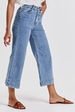Load image into Gallery viewer, Audrey Super High Rise Cropped Wide Leg Jeans - Sheridan