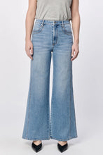 Load image into Gallery viewer, Fiona High Rise Wide Leg Jeans - Creekside