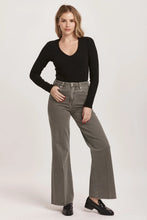 Load image into Gallery viewer, Fiona High Rise Wide Leg Jeans - Graphite