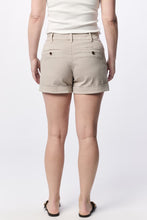 Load image into Gallery viewer, North Hampton Shorts - Stone