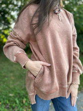 Load image into Gallery viewer, Acid Wash Hi-Low Hem Pullover