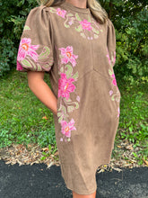 Load image into Gallery viewer, Suede Floral Embroidery Dress
