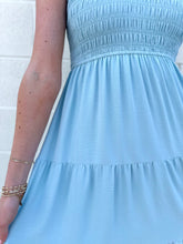 Load image into Gallery viewer, Flutter Sleeve Midi Dress