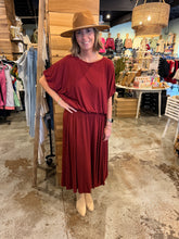 Load image into Gallery viewer, Wine Bubble Sleeve Hem Top & Skirt Set