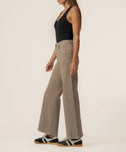 Load image into Gallery viewer, KUT Meg High Rise Wide Leg - Milk Tea