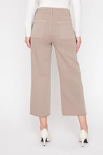 Load image into Gallery viewer, Wide-Leg Cropped Denim with Pork Chop Pockets