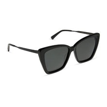 Load image into Gallery viewer, DIFF- Becky II Black Dark Smoke Polarized Sunglasses