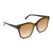 Load image into Gallery viewer, DIFF - Gia Glitter Tortoise Brown Gradient Gold Flash Sunglasses