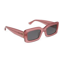 Load image into Gallery viewer, DIFF - Indy Guava + Grey Sunglasses