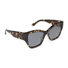 Load image into Gallery viewer, DIFF - Vivienne Espresso Tortoise Grey Polarized Sunglasses