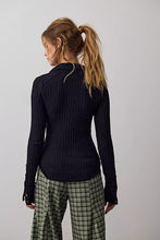 Load image into Gallery viewer, FP Surplus Cuff Top