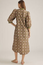 Load image into Gallery viewer, Olive Printed 3/4 Sleeve V Neck Midi Dress