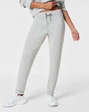 Load image into Gallery viewer, SPANX AirEssentials Tapered Pant