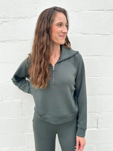 Load image into Gallery viewer, SPANX Airessentials Half Zip