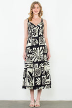 Load image into Gallery viewer, Black and White Print Maxi Dress