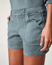 Load image into Gallery viewer, SPANX Stretch Twill Shorts, 4"