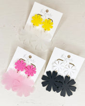 Load image into Gallery viewer, Double Daisy Dangle Earring
