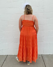 Load image into Gallery viewer, Solid Tiered Pleated Midi Dress
