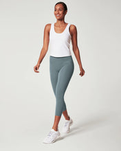 Load image into Gallery viewer, SPANX The Get Moving Fitted Tank
