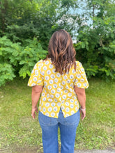 Load image into Gallery viewer, Yellow Floral Print Blouse Top
