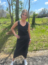 Load image into Gallery viewer, Sloane V Neck Top
