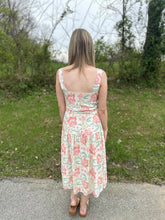 Load image into Gallery viewer, Floral Print Button Down Midi Dress
