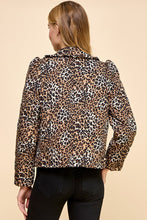 Load image into Gallery viewer, Cheetah Print Quilted Jacket
