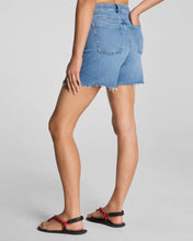 Load image into Gallery viewer, SPANX Raw Hem 5" Jean Short - Elysian
