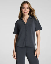 Load image into Gallery viewer, SPANX Button-Down Shirt
