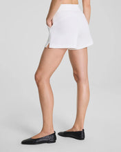 Load image into Gallery viewer, SPANX Airessentials 5" Short
