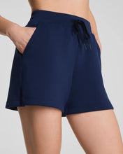 Load image into Gallery viewer, SPANX Airessentials 5" Short
