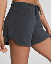 Load image into Gallery viewer, SPANX Airessentials Sandwashed 5" Short
