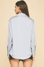 Load image into Gallery viewer, Button Down Woven Shirts
