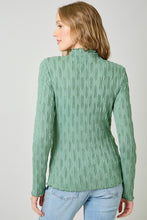 Load image into Gallery viewer, Solid Lettuce Edge Textured Top
