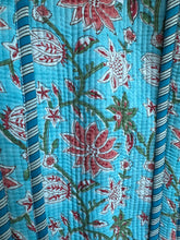 Load image into Gallery viewer, Large Quilted Duffle Bag
