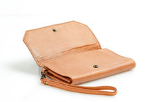 Load image into Gallery viewer, Snap Clutch Wristlet
