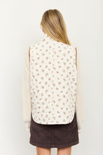 Load image into Gallery viewer, Floral Quilted Zip Front Mock Neck Vest
