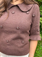 Load image into Gallery viewer, Collared Floral Embroidery Button Top
