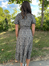 Load image into Gallery viewer, Cheetah Print Midi Dress
