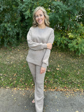 Load image into Gallery viewer, SPANX Brushed AirEssentials Crew
