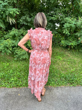 Load image into Gallery viewer, Rust Floral Print Tiered Mid Dress

