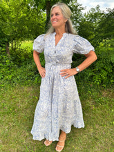 Load image into Gallery viewer, Blue Puff Sleeve Floral Tiered Midi Dress
