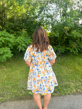 Load image into Gallery viewer, Cream Short Sleeve Print Dress
