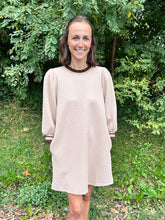 Load image into Gallery viewer, 3/4 Puff Sleeve Textured Solid Shift Dress
