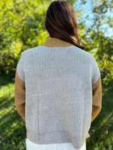 Load image into Gallery viewer, Colorblock Knit Sweater
